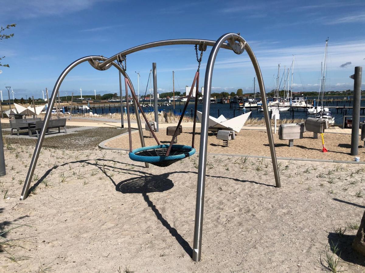 2Zi-Ferienwohnung Am Suedstrand Mit Eigenem Parkplatz Perfekt Fuer Familie Burgtiefe auf Fehmarn Exterior photo